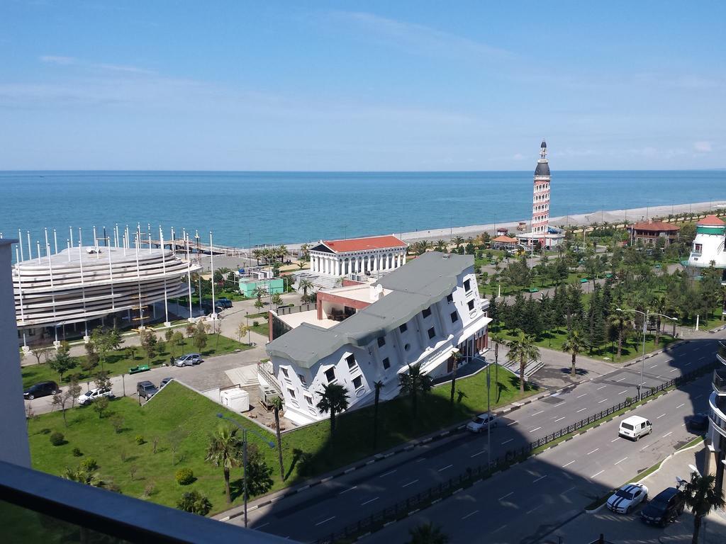Apartment Sea Tower Khimshiashvili 15 Batumi Zewnętrze zdjęcie